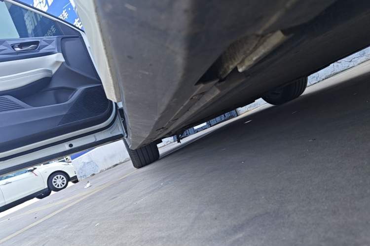 Used Lingxi L 2025 Model—Player No. 1 Plus Super Double-Up Optional Package Left Side Sill