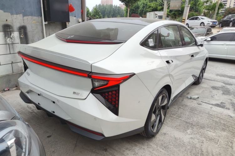 Used Lingxi L 2025 Model—Player No. 1 Plus Super Double-Up Optional Package Rear Right 45 Deg