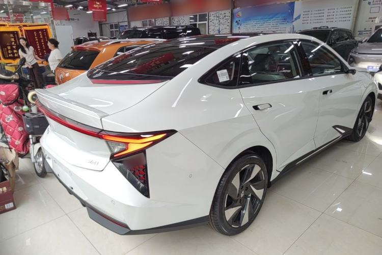 Used Lingxi L 2025 Model—Player No. 1 Plus Super Double-Up Optional Package Rear Right 45 Deg
