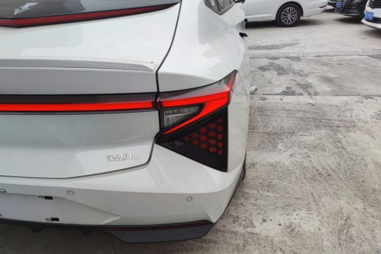 Used Lingxi L 2025 Model—Player No. 1 Plus Super Double-Up Optional Package Right Rear Taillight