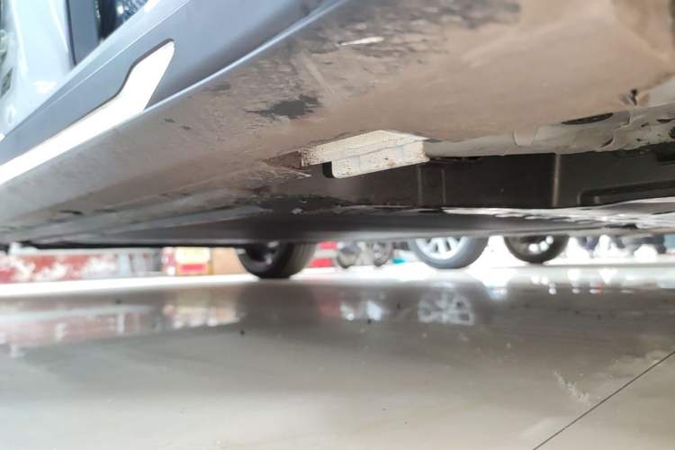 Used Lingxi L 2025 Model—Player No. 1 Plus Super Double-Up Optional Package Right Side Sill