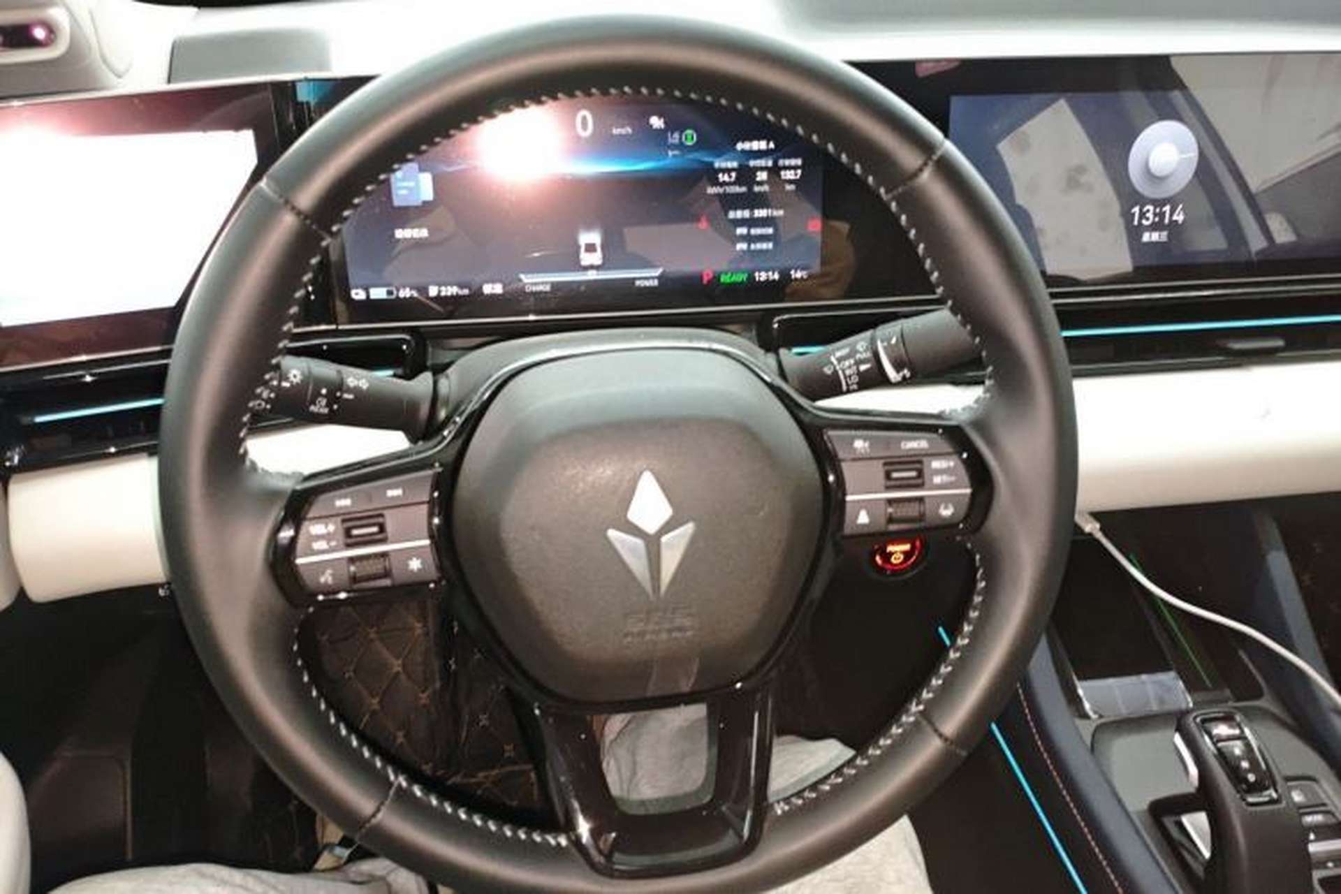 Used Lingxi L 2025 Model—Player No. 1 Plus Super Double-Up Optional Package Steering Wheel
