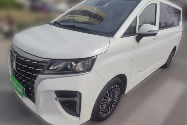 Used LinkTour E-M8 2025 401 km Prestige Version 7 Seats