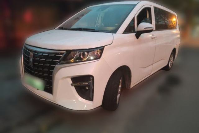 Used LinkTour E-M8 2025 320 km Range Luxury Version 7 Seats