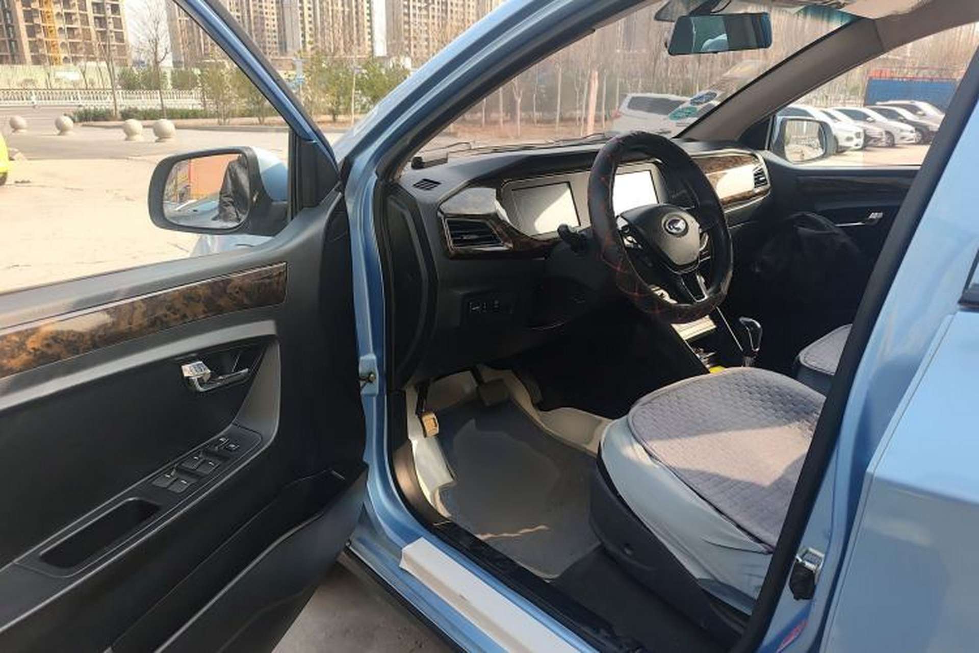Used LinkTour E Tour 2017 Standard Model Driver Seat
