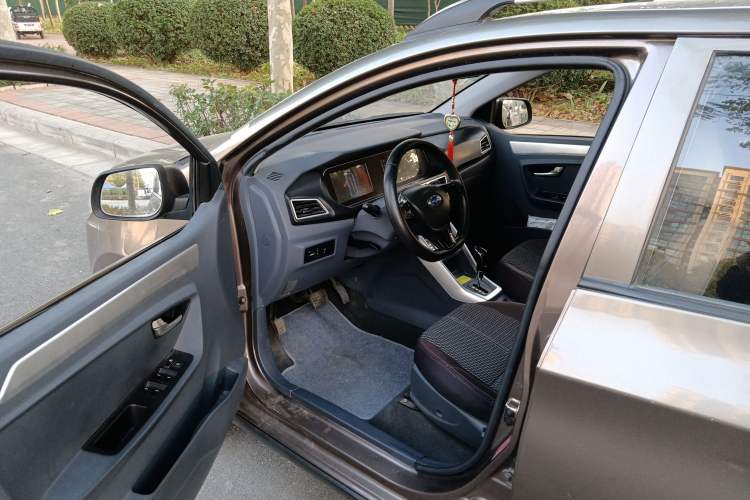 Used LinkTour E Tour 2017 Standard Model Driver Seat