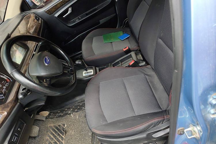 Used LinkTour E Tour 2018 Comfort Model Left Front Seat