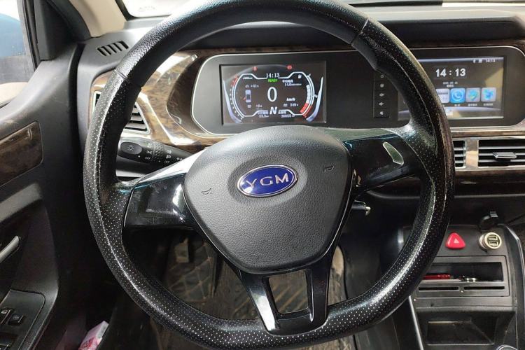 Used LinkTour E Tour 2018 Comfort Model Steering Wheel