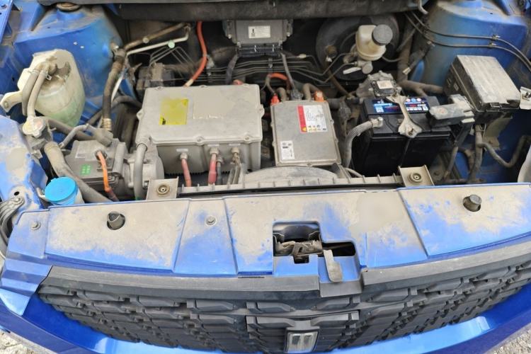 Used LinkTour K-ONE 2018 300 Luxury Edition Engine Bay