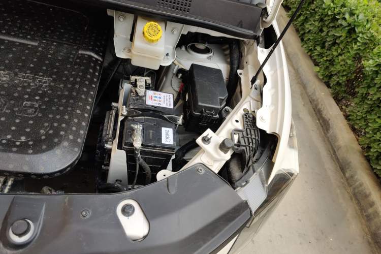 Used Linxys Huangjincang 2025 PULS Cargo Edition Deluxe First-Class Cabin Engine Bay Left