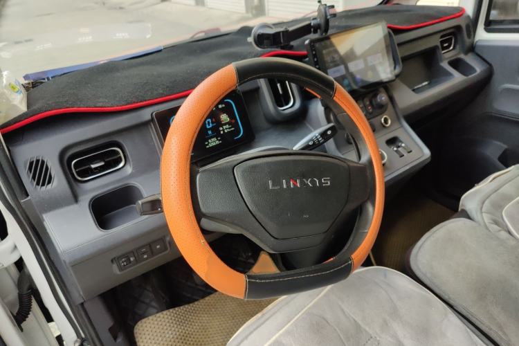 Used Linxys Huangjincang 2025 PULS Cargo Edition Deluxe First-Class Cabin Steering Wheel