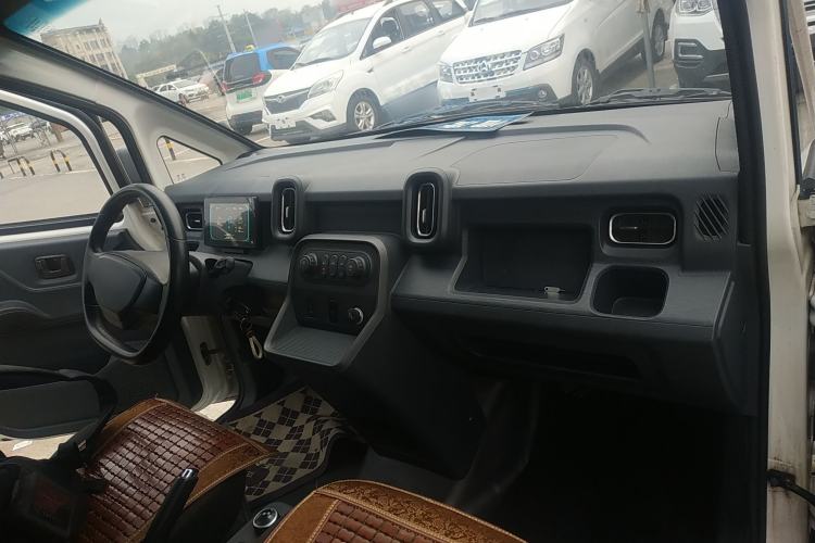 Used Linxys Huangjincang 2023 Economy Version Economy Class Center Console