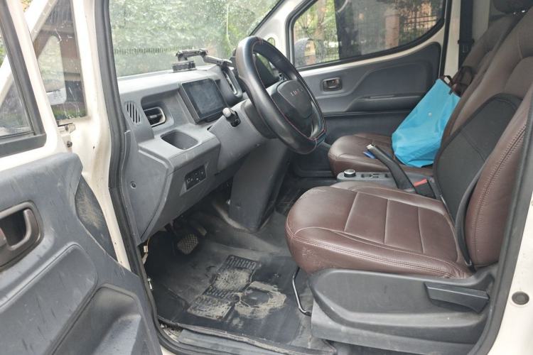 Used Linxys Huangjincang 2023 Economy Version Economy Class Driver Seat