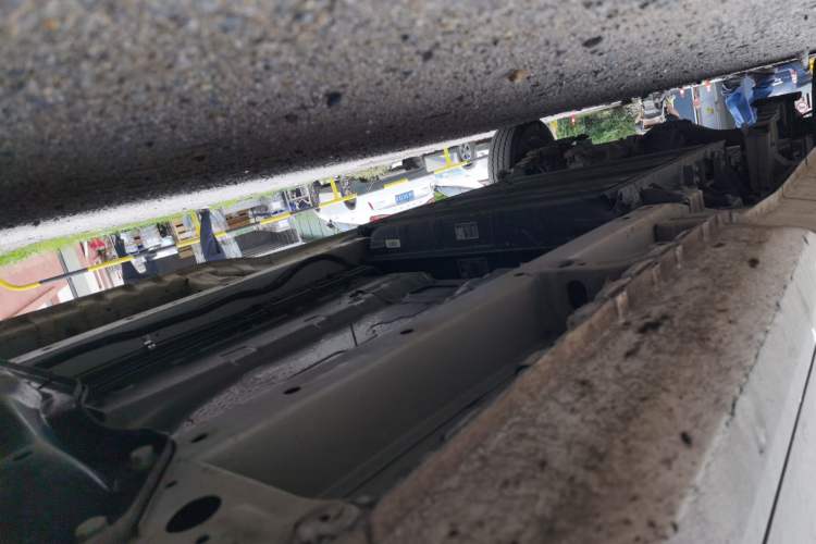 Used Linxys Huangjincang 2024 Economy Version First Class Cabin Chassis Front Right