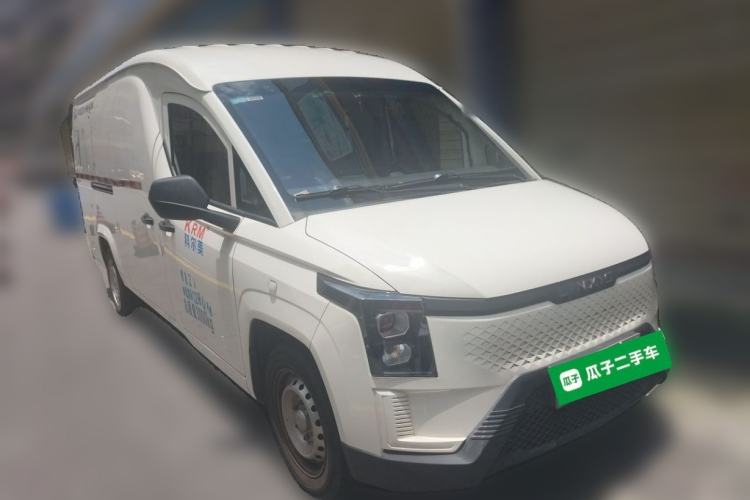 Used Linxys Huangjincang 2024 Economy Version First Class Cabin Front Right 45 Deg