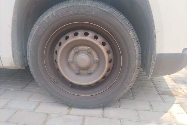 Used Linxys Huangjincang 2024 Economy Version First Class Cabin Right Front Wheel Hub