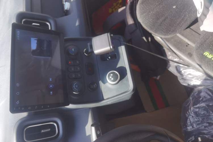 Used Linxys Huangjincang 2025 PLUS Value Edition 42.3 kWh Audio And AC Panel