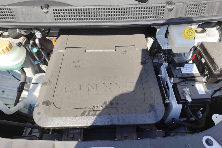 Used Linxys Huangjincang 2025 PULS Cargo Version First-Class Cabin Engine Bay