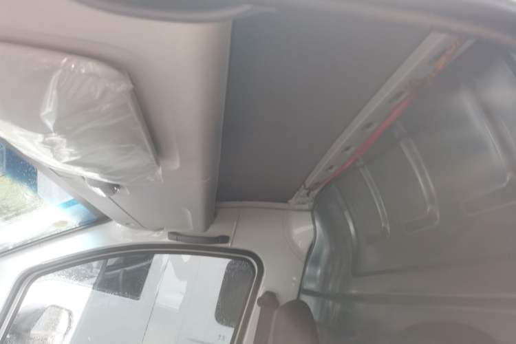 Used Linxys Huangjincang 2025 Value Edition 42.3 kWh Headliner