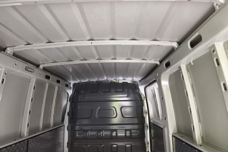 Used Linxys Huangjincang 2025 New Edition First Class Cabin Headliner