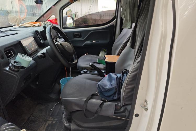 Used Linxys Huangjincang  Left Front Seat