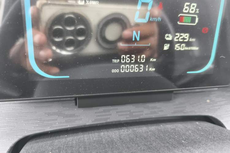 Used Linxys Huangjincang 2025 New Edition First Class Cabin Odometer Close Up