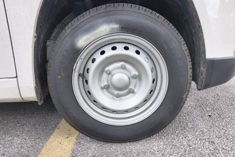 Used Linxys Huangjincang 2025 New Edition First Class Cabin Right Front Wheel Hub