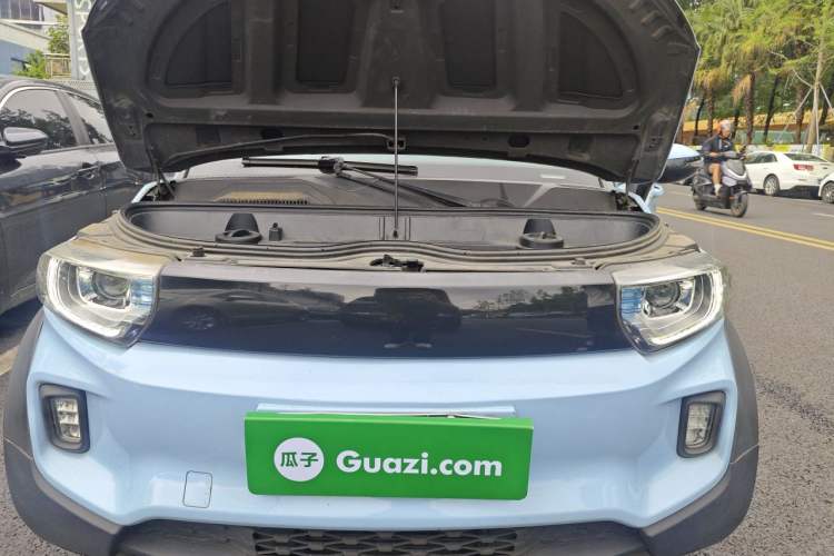 Used LITE 2017 Gravity Edition Engine Bay