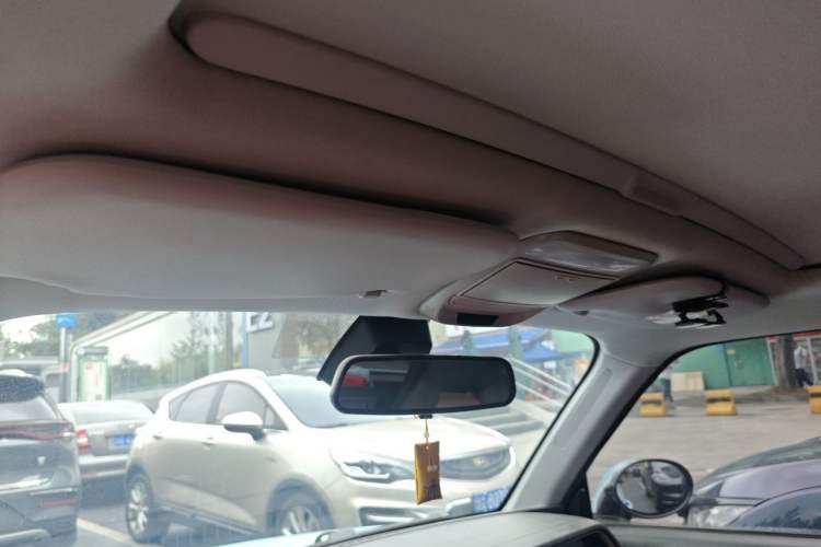 Used LITE 2017 Gravity Edition Headliner