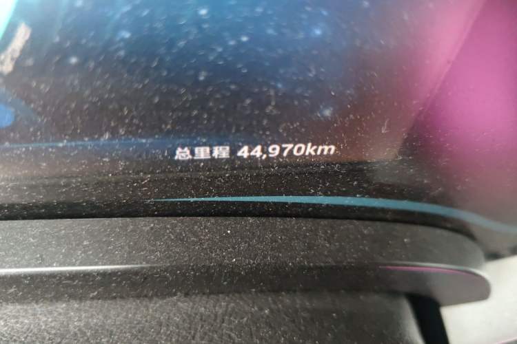 Used LITE 2017 Gravity Edition Odometer Close Up