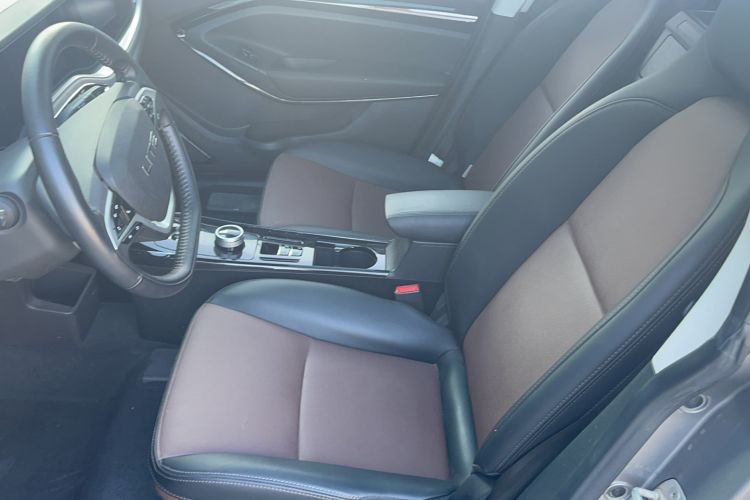 Used LITE 2017 Gravity Edition Left Front Seat