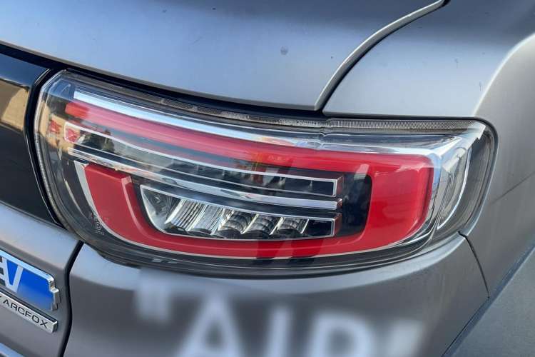 Used LITE 2017 Gravity Edition Right Rear Taillight