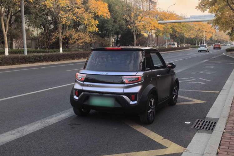 Used LITE 2019 R300 Gravity Edition Exterior 6
