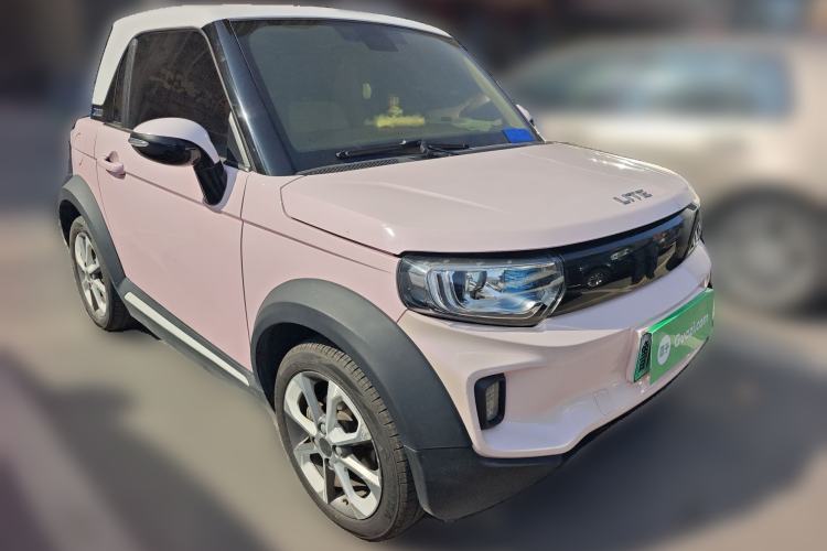 Used LITE 2019 R300 Gravity Edition Front Right 45 Deg