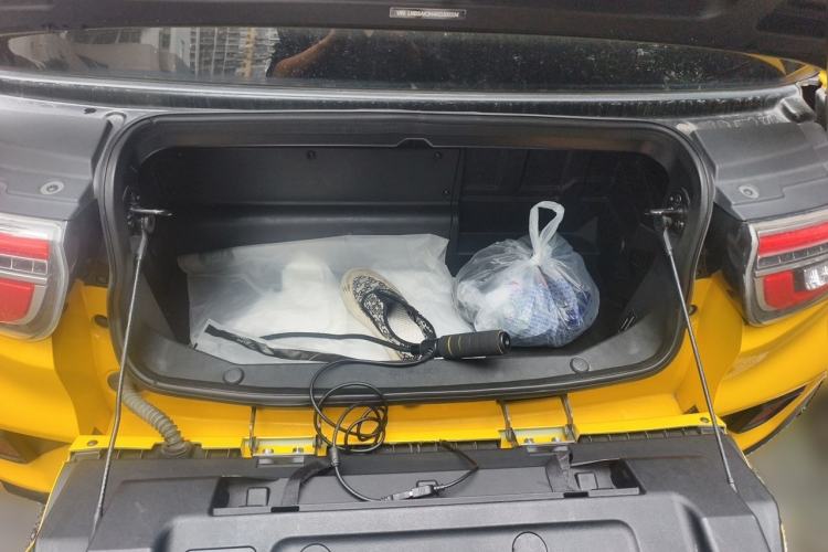 Used LITE 2019 R300 Gravity Edition Trunk