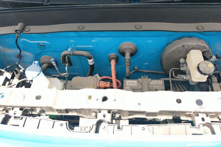 Used Livan Blue Balloon 2025 Model Dynamic Version Engine Bay