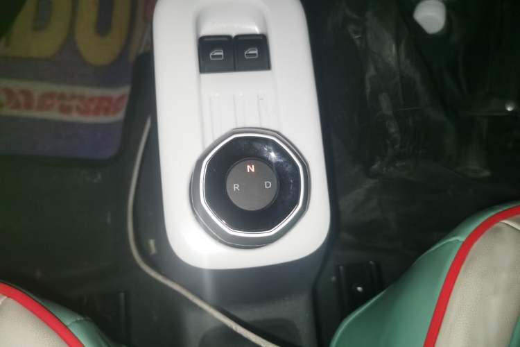 Used Livan Blue Balloon 2025 Model Dynamic Version Gear Lever