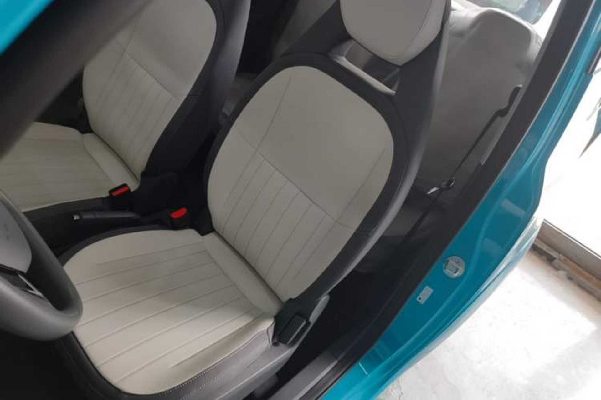 Used Livan Blue Balloon 2025 Model Dynamic Version Left Front Seat