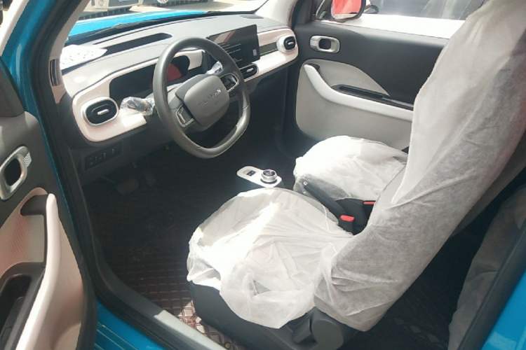 Used Livan Blue Balloon 2025 Model Enjoyment Version Left Front Seat