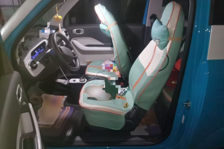 Used Livan Blue Balloon 2025 Model Dynamic Version Left Front Seat