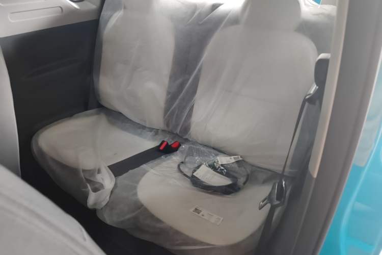 Used Livan Blue Balloon 2025 Model Dynamic Version Left Rear Seat