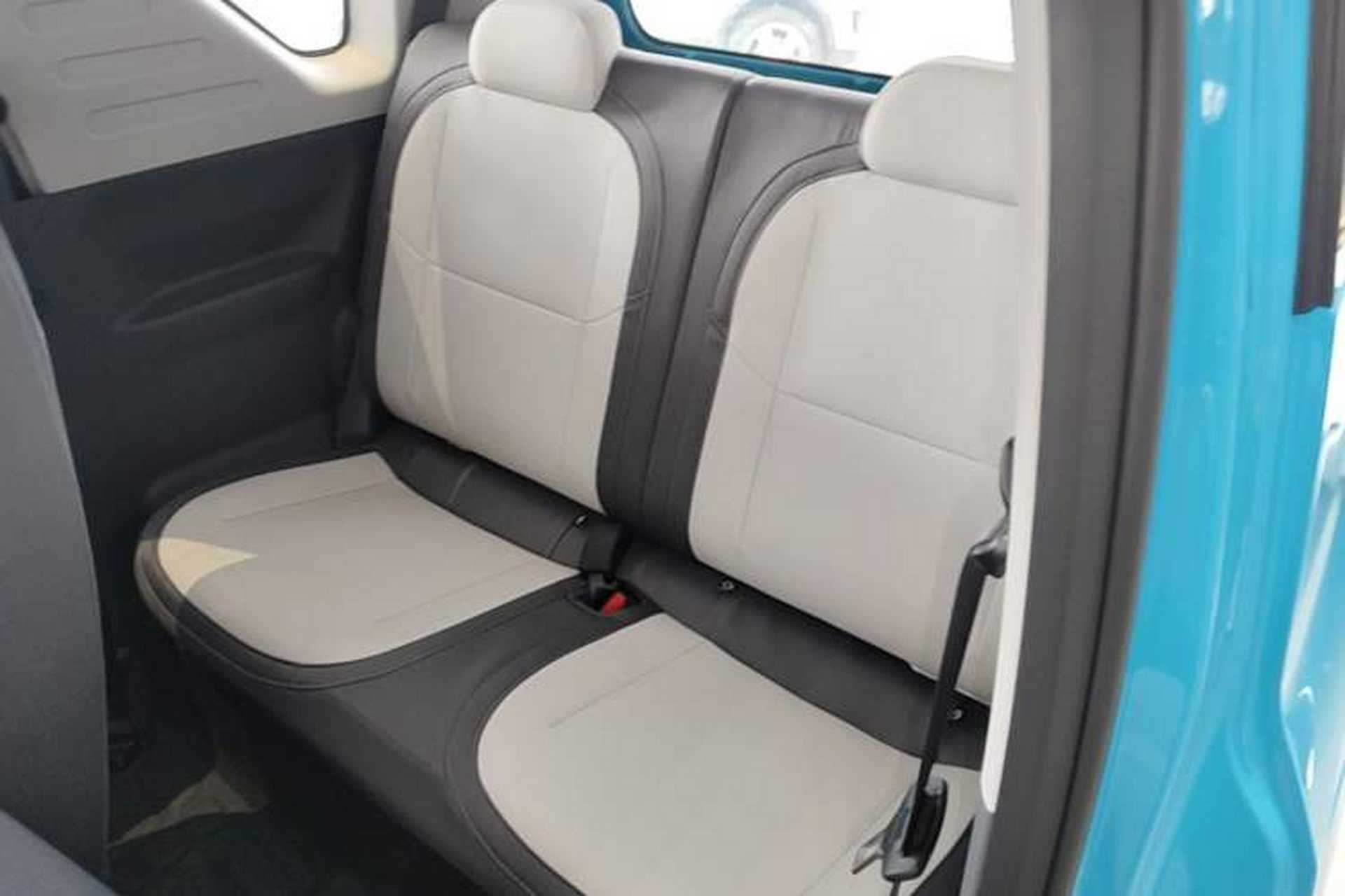 Used Livan Blue Balloon 2025 Model Dynamic Version Left Rear Seat