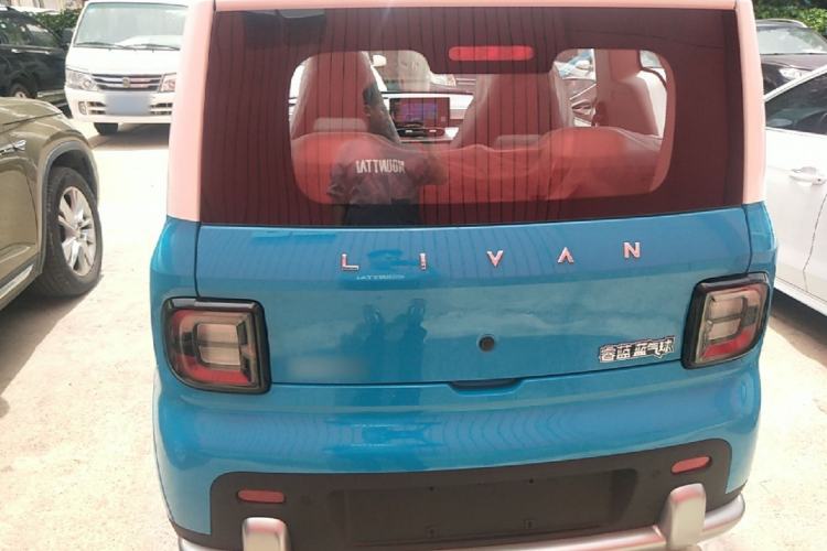 Used Livan Blue Balloon 2025 Model Enjoyment Version Rear