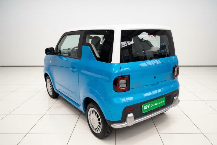 Used Livan Blue Balloon 2025 Model Dynamic Version Rear Left 45 Deg