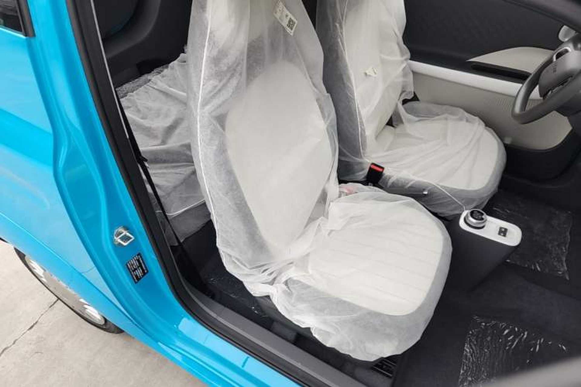 Used Livan Blue Balloon 2025 Model Dynamic Version Right Front Seat