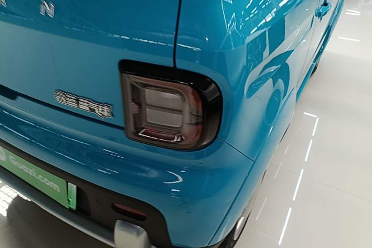 Used Livan Blue Balloon 2025 Model Dynamic Version Right Rear Taillight