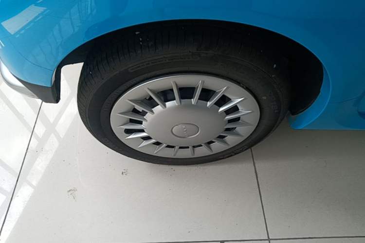 Used Livan Blue Balloon 2025 Model Dynamic Version Right Rear Wheel Hub