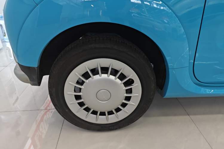 Used Livan Blue Balloon 2025 Model Dynamic Version Right Rear Wheel Hub