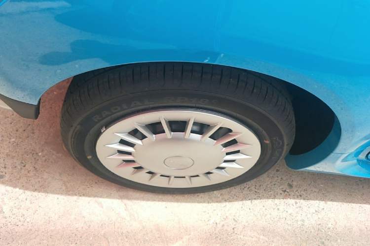 Used Livan Blue Balloon 2025 Model Enjoyment Version Right Rear Wheel Hub