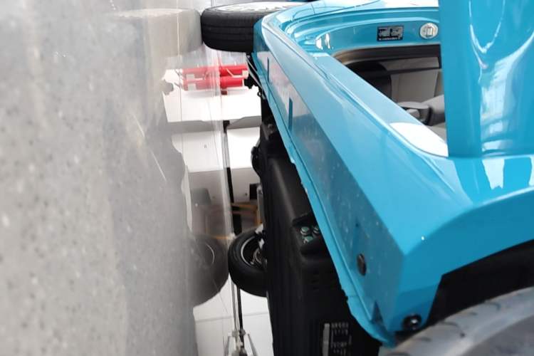 Used Livan Blue Balloon 2025 Model Dynamic Version Right Side Sill